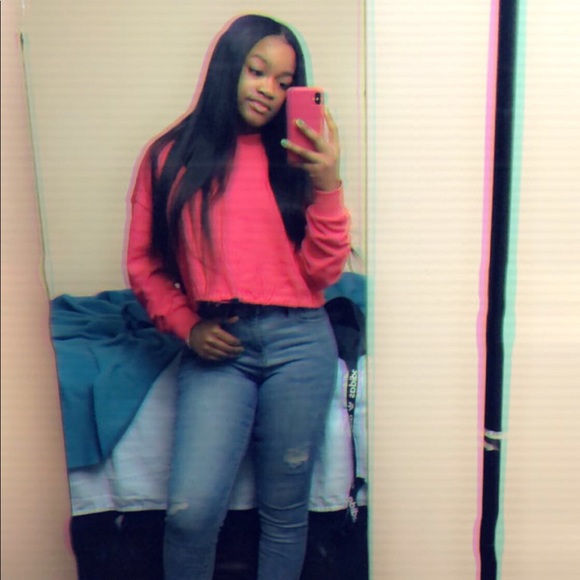 Meet your Posher, Samantha - Picture 2 of 2